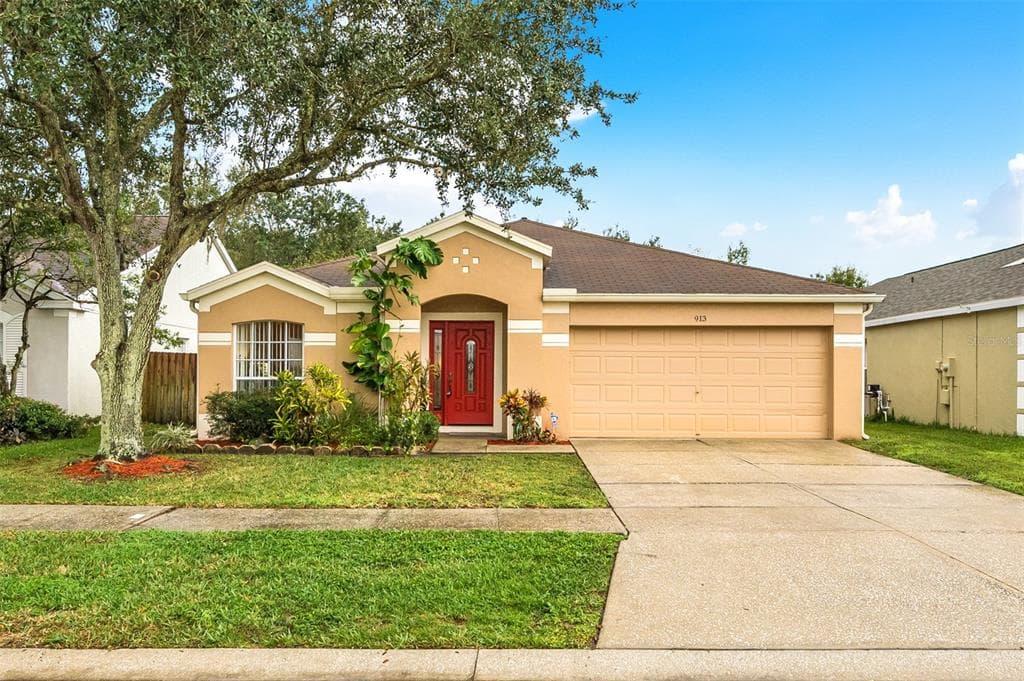 913 SUMMER BREEZE DRIVE