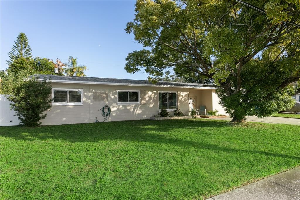 7401 16TH STREET N ST PETERSBURG, FL 33702