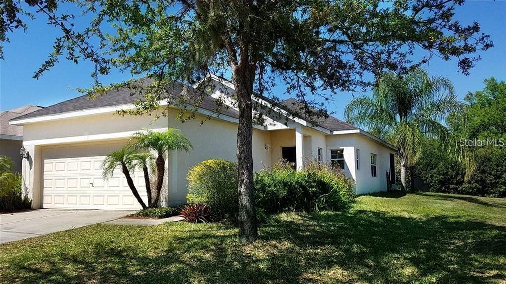 5815 WRENWATER DRIVE LITHIA, FL 33547