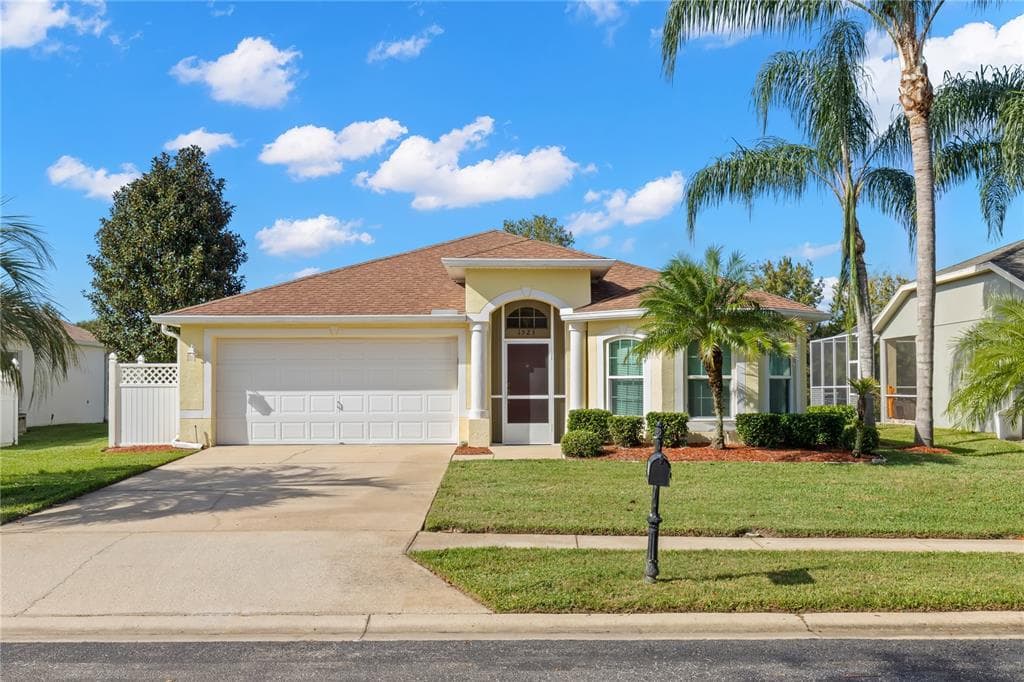 1523 CANOE DRIVE LUTZ, FL 33559