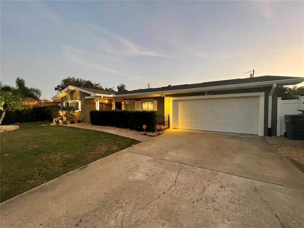 3774 AVOCADO ROAD LARGO, FL 33770
