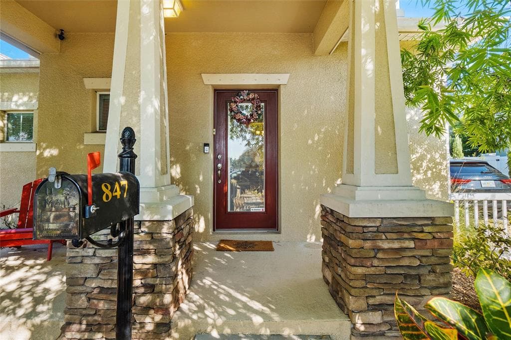 847 9TH AVENUE N ST PETERSBURG, FL 33701