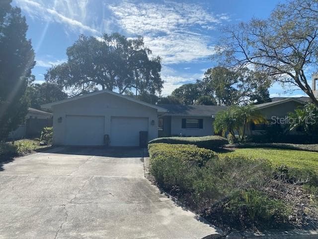 5004 W POE AVENUE TAMPA, FL 33629