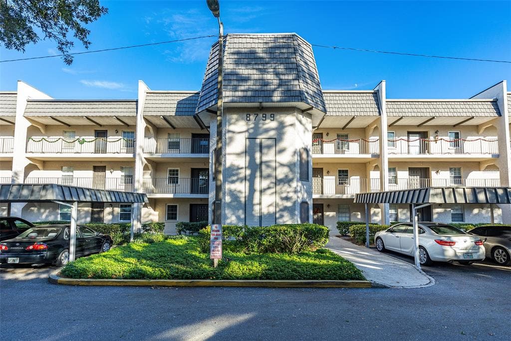8799 BARDMOOR BOULEVARD UNIT 205 SEMINOLE, FL 33777