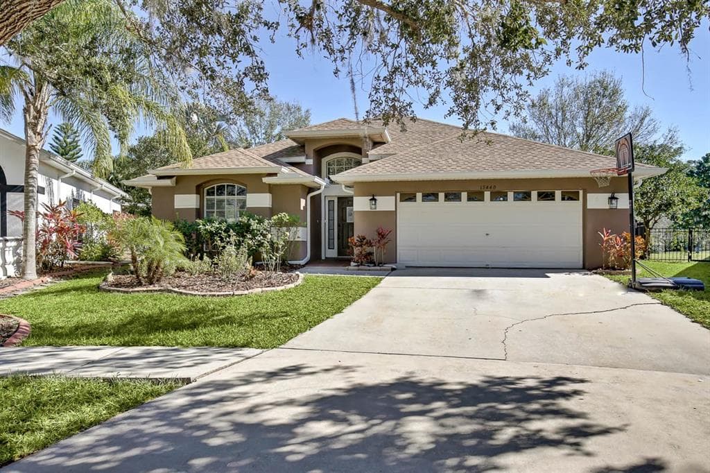 15440 OSPREY GLEN DRIVE LITHIA, FL 33547
