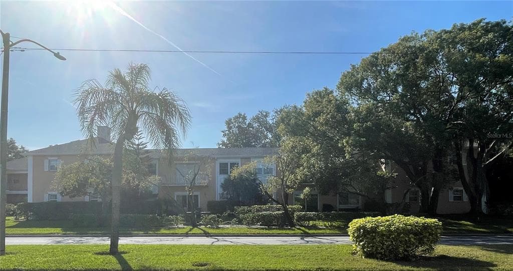 8300 BARDMOOR BOULEVARD UNIT 109 LARGO, FL 33777