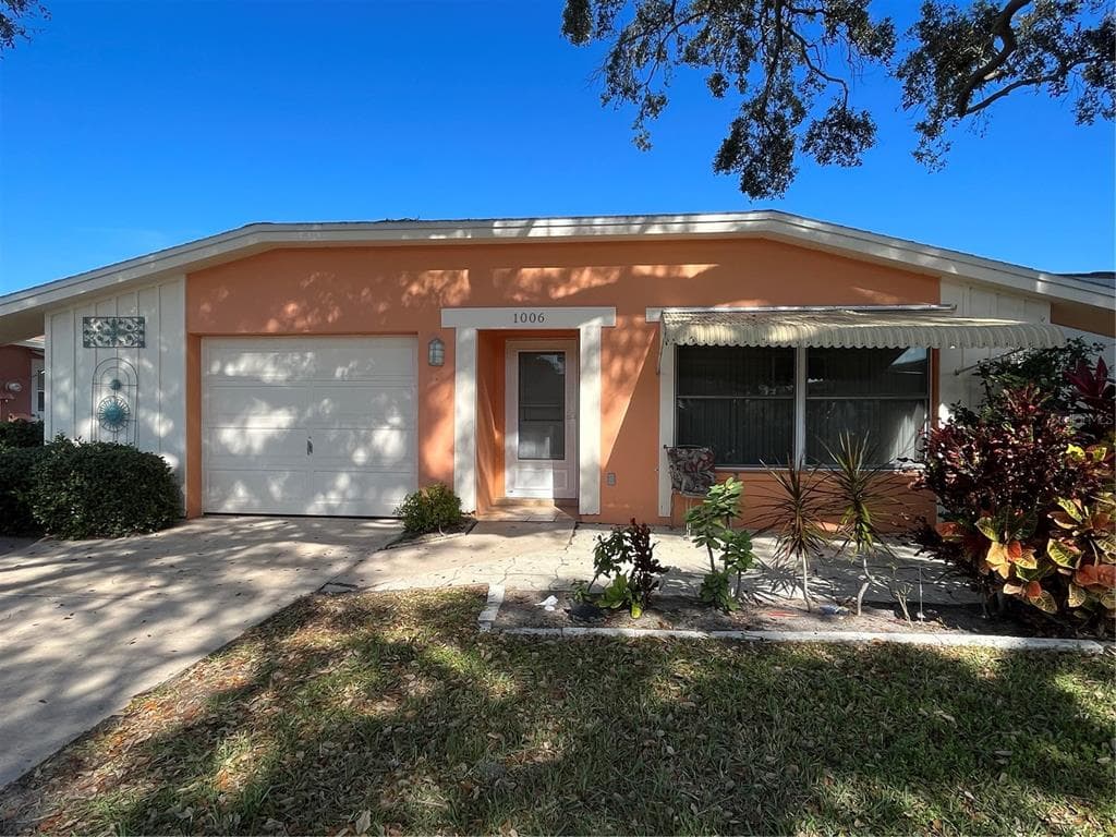 1006 EGRET COURT DUNEDIN, FL 34698