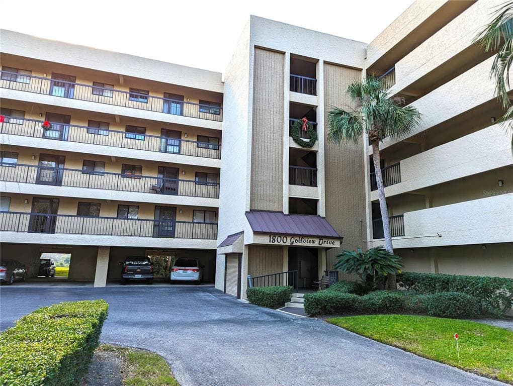 1831 GOLFVIEW DRIVE UNIT 1831 TARPON SPRINGS, FL 34689
