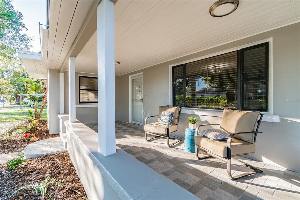 3807 W ELMWOOD TERRACE TAMPA, FL 33616