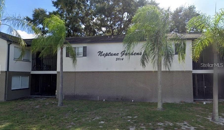3914 W NEPTUNE STREET UNIT 27 TAMPA, FL 33629