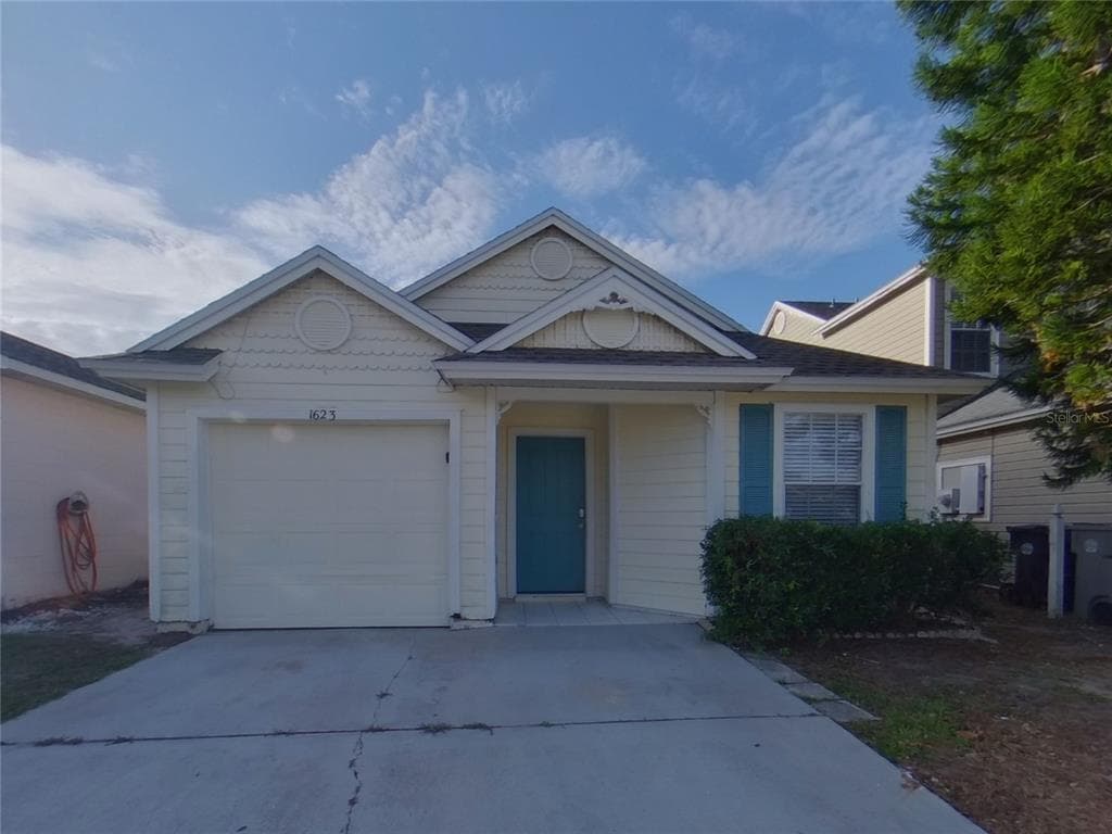 1623 CHATHAM CIRCLE APOPKA, FL 32703