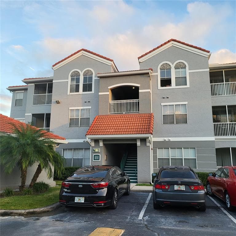 18001 RICHMOND PLACE DRIVE UNIT 730 TAMPA, FL 33647