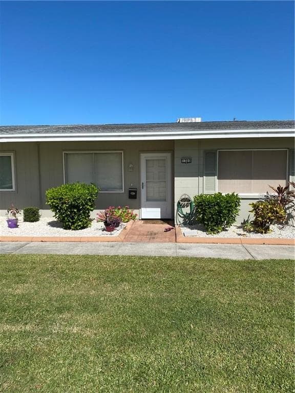 1305 WARWICK COURT SUN CITY CENTER, FL 33573