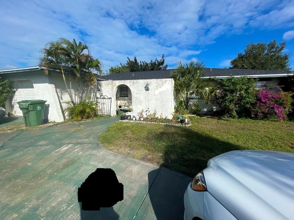 2710 21ST AVENUE W