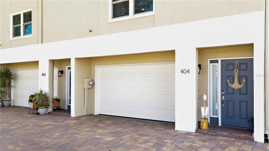 1109 PINELLAS BAYWAY S UNIT 404 TIERRA VERDE, FL 33715