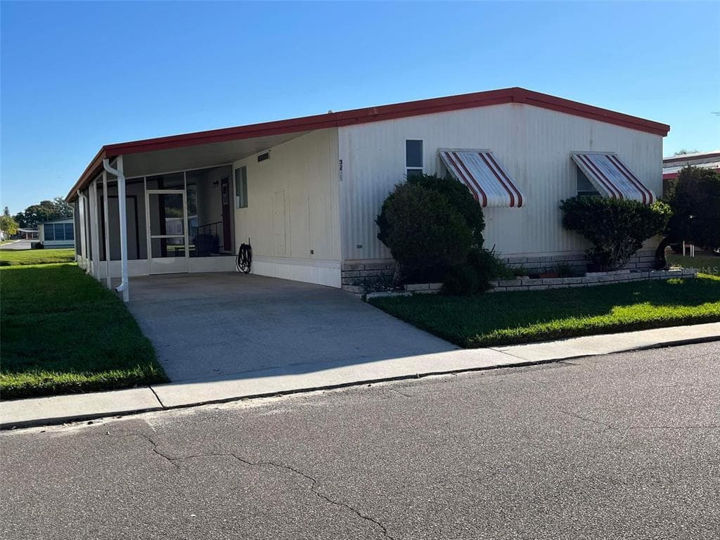3200 BREWSTER DRIVE HOLIDAY, FL 34690