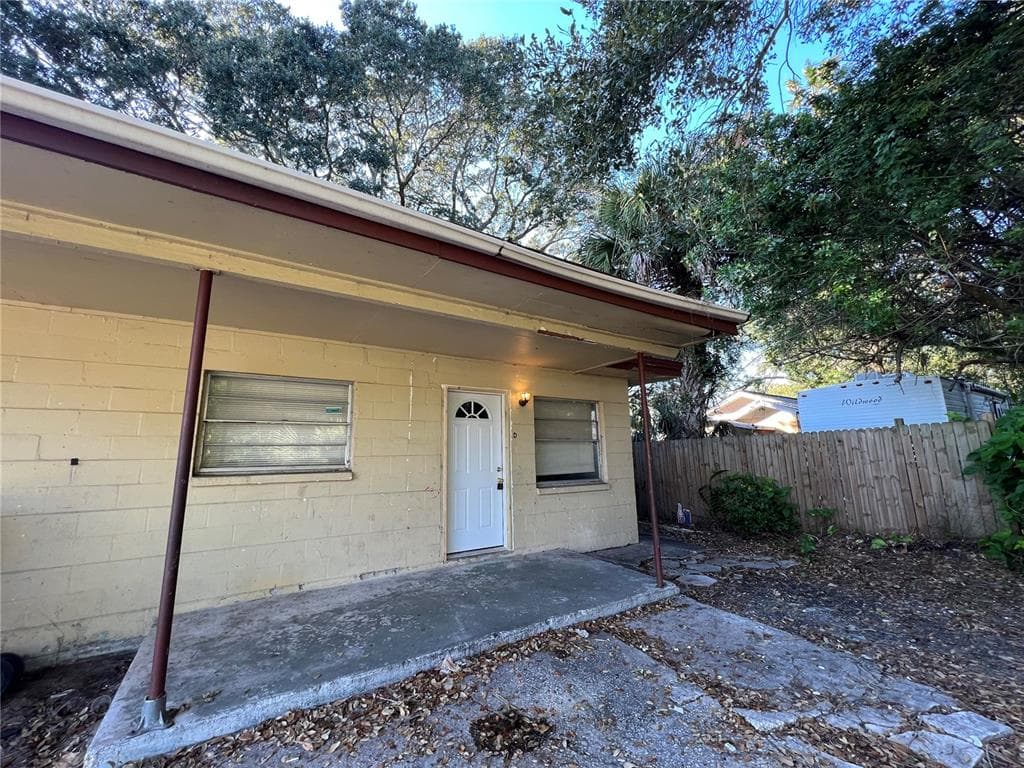 808 PALM BLUFF STREET Apt D CLEARWATER, FL 33755