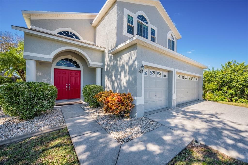 1730 OAK POND COURT