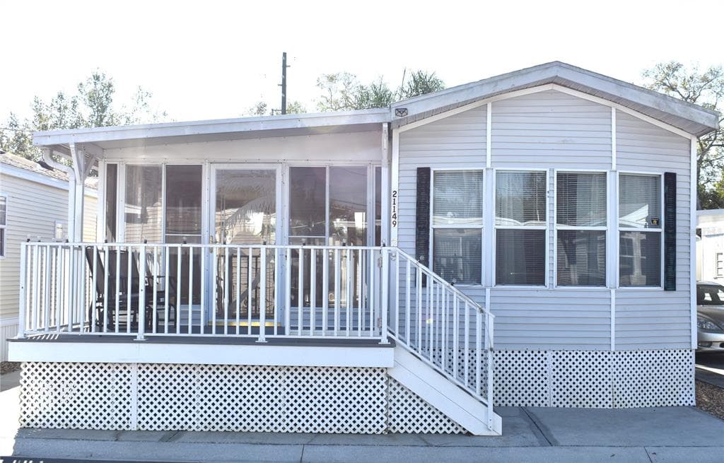 21149 LAZY DAYS CIRCLE Lot 39 LUTZ, FL 33558
