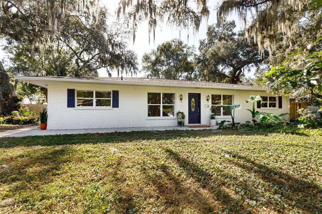 405 N BRYAN CIRCLE BRANDON, FL 33511