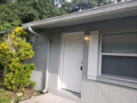 8215 N KLONDYKE STREET UNIT B TAMPA, FL 33604