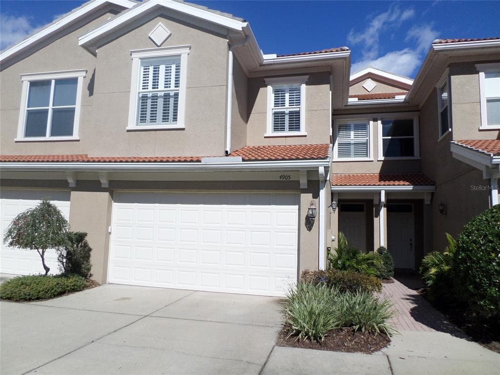 4905 ANNISTON CIRCLE TAMPA, FL 33647