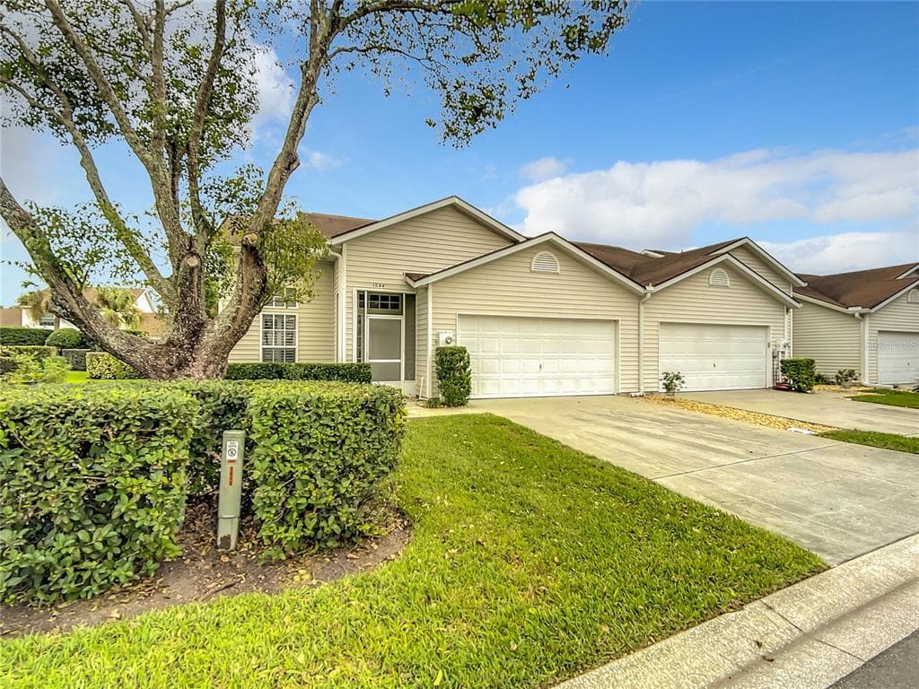 1644 LAKE HERON DRIVE LUTZ, FL 33549