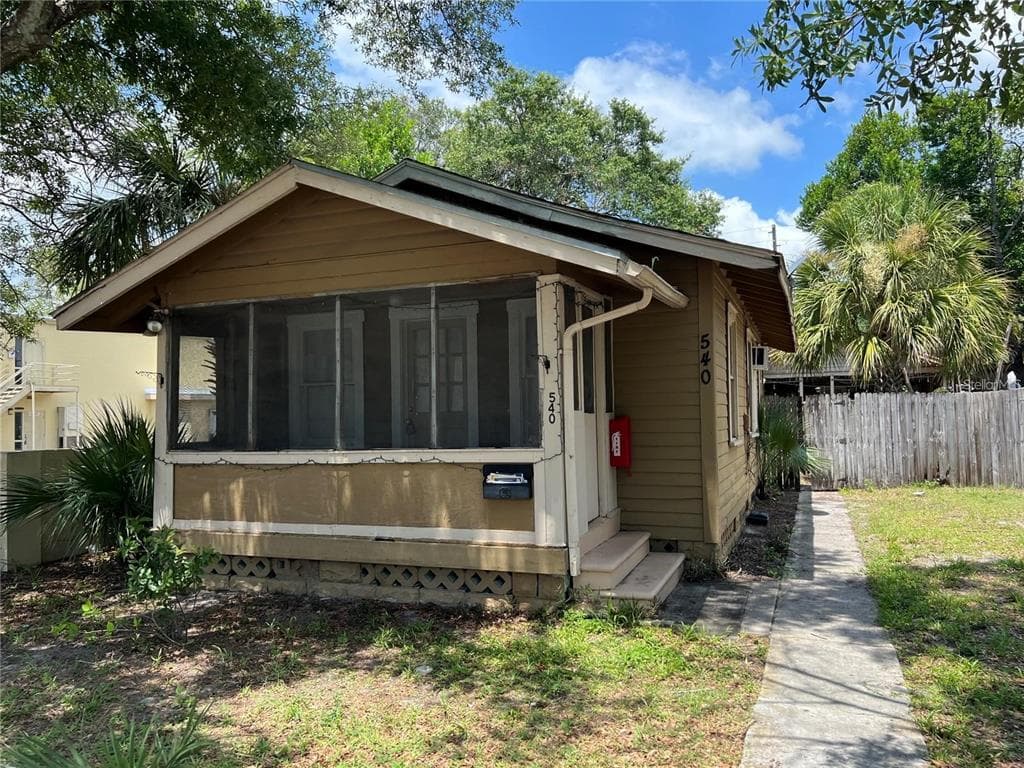 540 14TH STREET N ST PETERSBURG, FL 33705