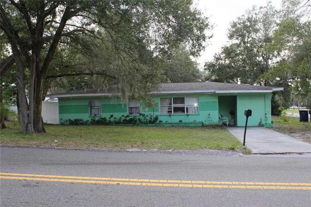 4015 RIVER HILLS DRIVE