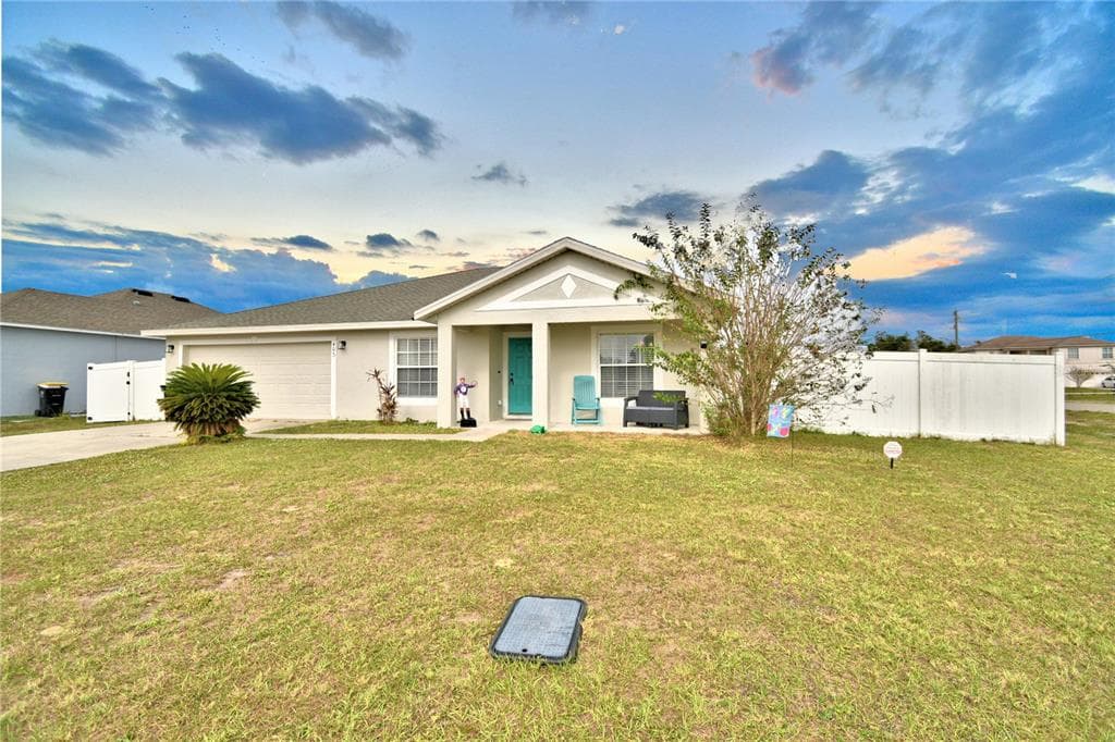 403 BIG BLACK PLACE KISSIMMEE, FL 34759