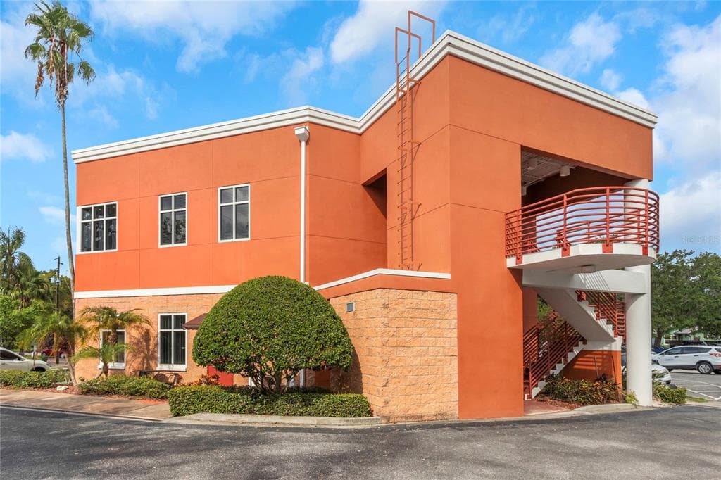 585 MAIN STREET UNIT A DUNEDIN, FL 34698