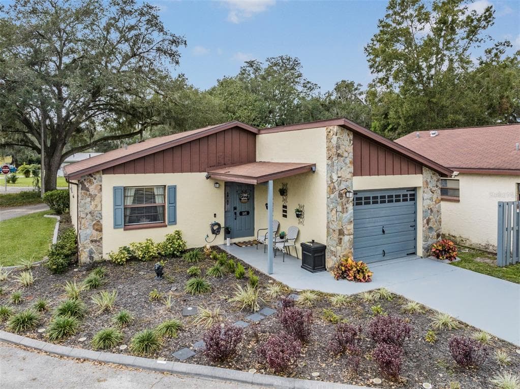 5845 FOREST LANE ZEPHYRHILLS, FL 33542