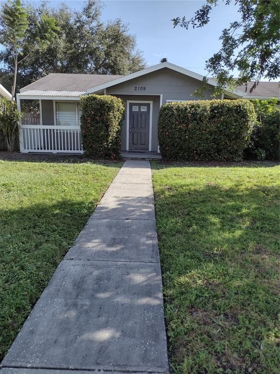 2109 19TH STREET W BRADENTON, FL 34205