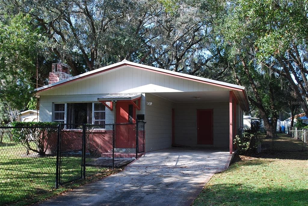 1105 MCDAVID STREET PLANT CITY, FL 33563