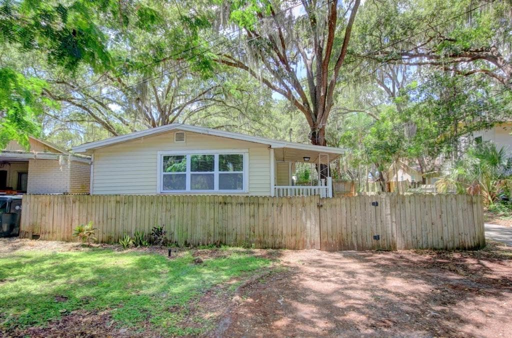 603 6TH STREET NE UNIT C LARGO, FL 33770