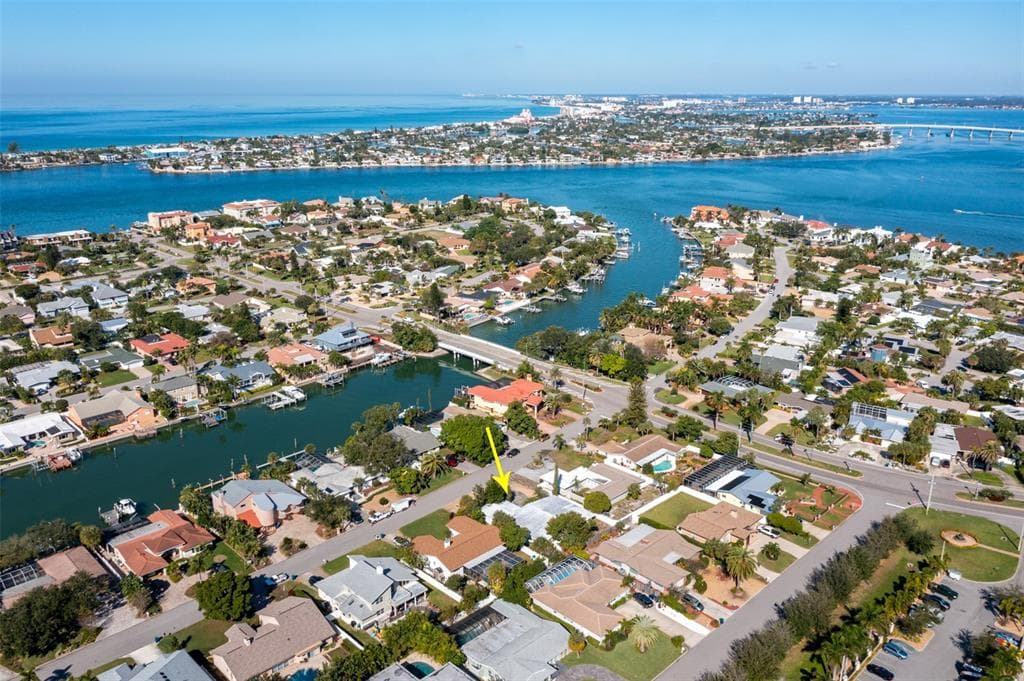 409 4TH AVENUE N TIERRA VERDE, FL 33715