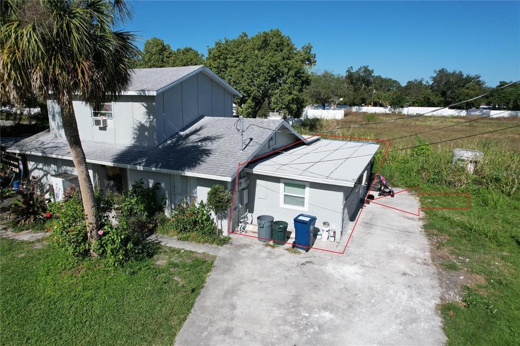 1114 36TH AVE W BRADENTON, FL 34205