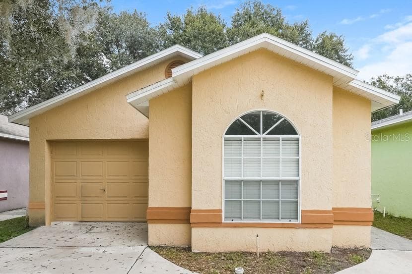 23035 CLEARWATER PLACE LAND O LAKES, FL 34639