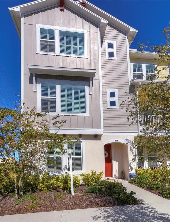 9545 W PARK VILLAGE DRIVE TAMPA, FL 33626