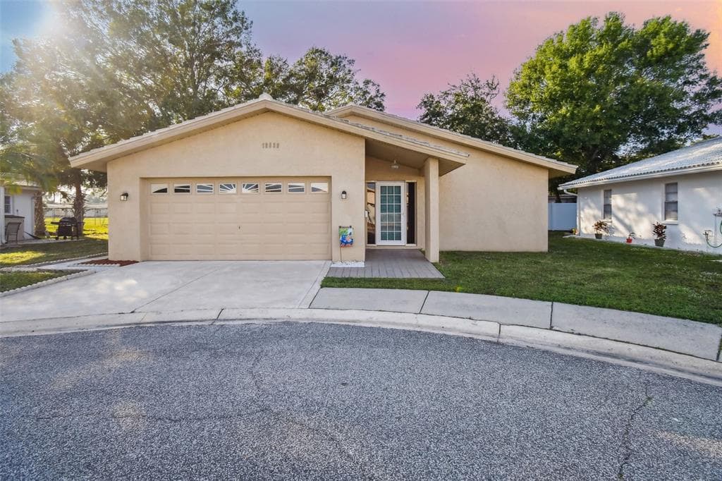 10630 ROSEWOOD COURT N PINELLAS PARK, FL 33782