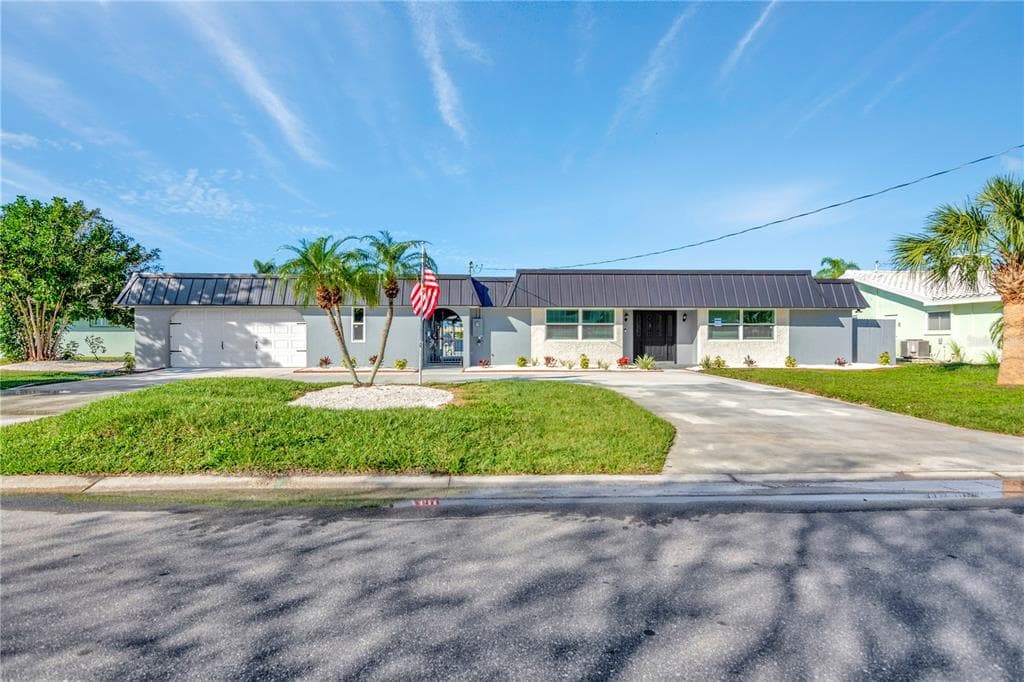 1732 CLEARWATER HARBOR DRIVE