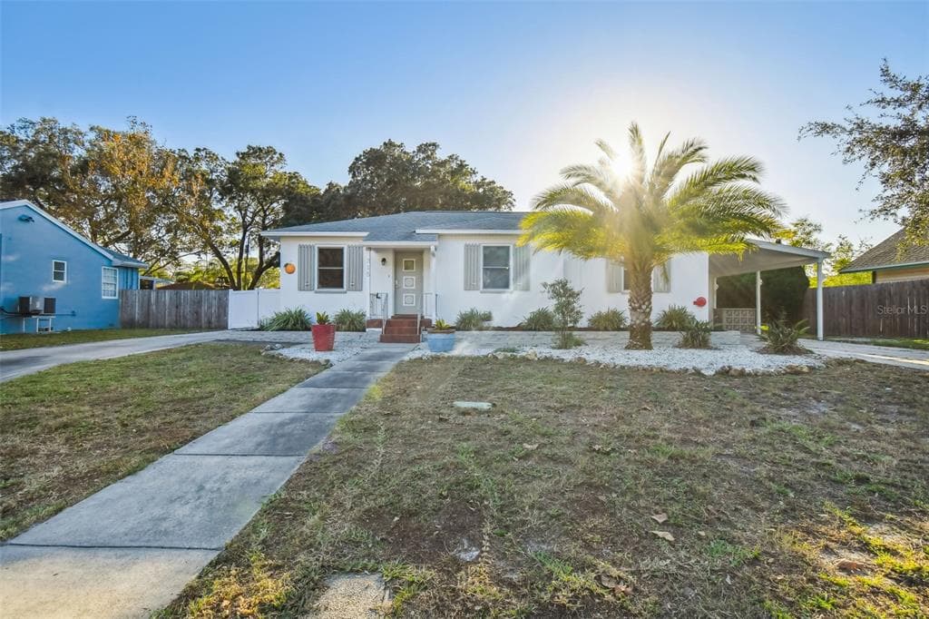 315 BUENA VISTA DRIVE S DUNEDIN, FL 34698