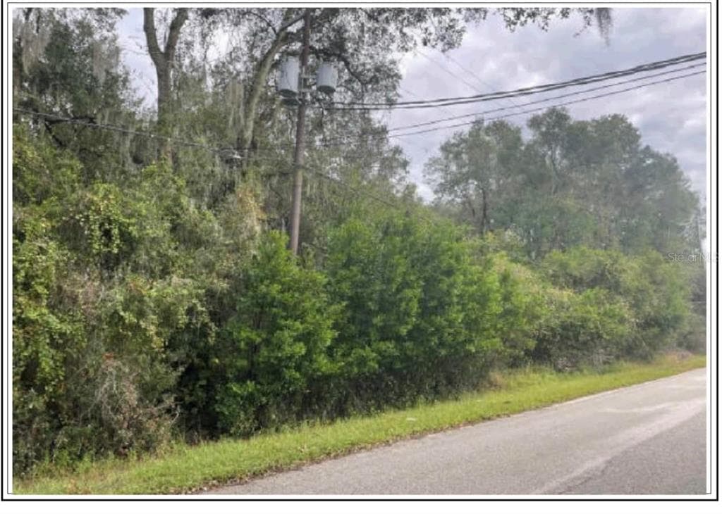 927 SLIGH AVENUE SEFFNER, FL 33584