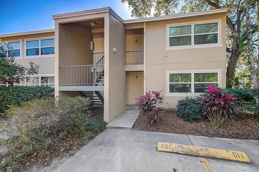 4810 S DAUPHIN AVENUE UNIT C11 TAMPA, FL 33611