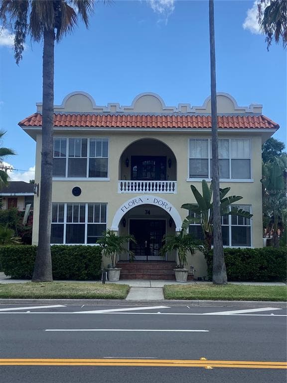 74 DAVIS BOULEVARD UNIT 4 TAMPA, FL 33606