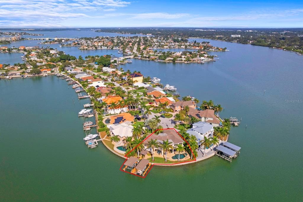 7800 9TH AVENUE S ST PETERSBURG, FL 33707