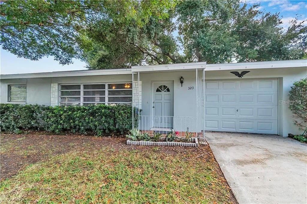 323 14TH AVENUE SW LARGO, FL 33770