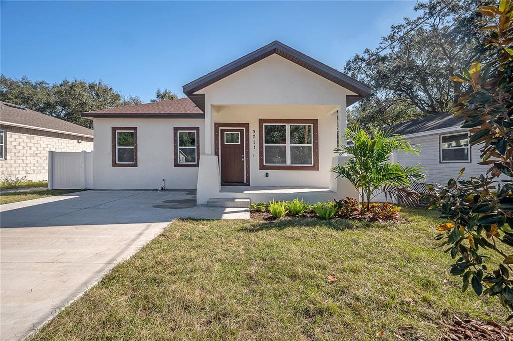 3711 CARROWAY STREET TAMPA, FL 33619