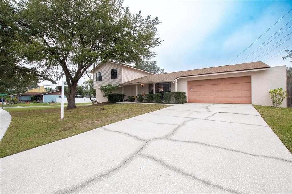16209 PEBBLEBROOK DRIVE TAMPA, FL 33624