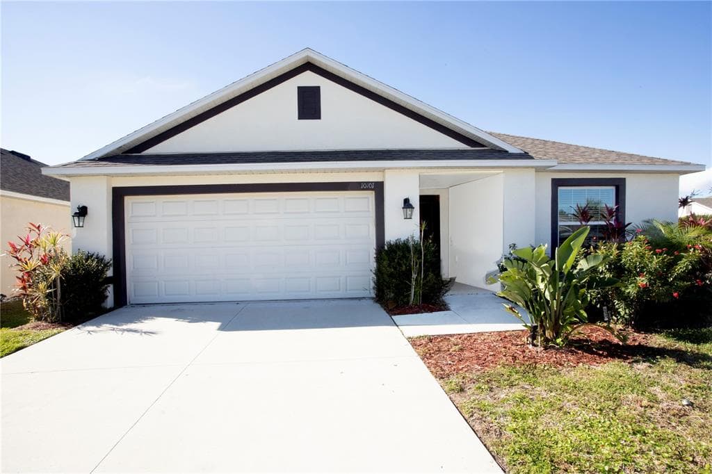 10101 CARP HOLLOW ROAD SUN CITY CENTER, FL 33573